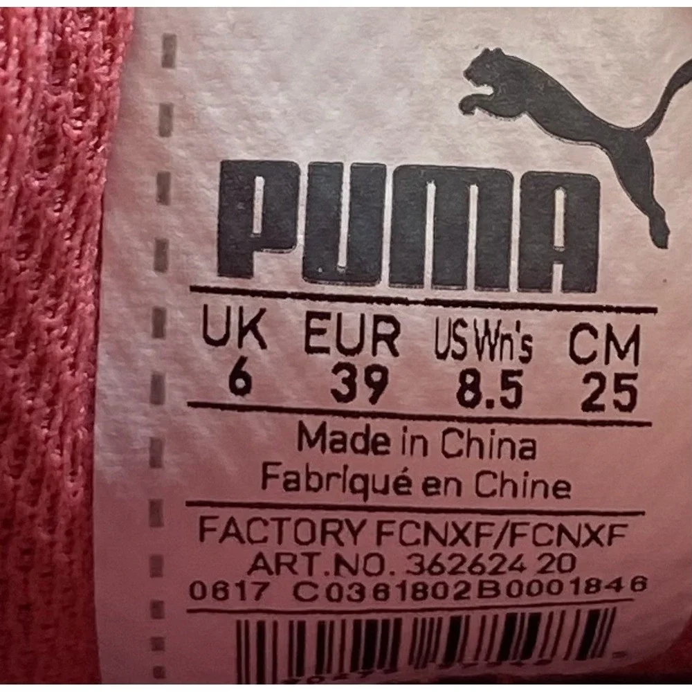 Puma Vikky Womens‎ 8.5 Pink White Athletic Suede Walking Casual Shoes Sneakers